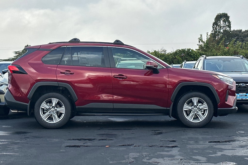 New 2025 Toyota RAV4 XLE XLE AWD SUV