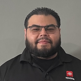 Staff member Abraham Sanchez from ID_bd4f52