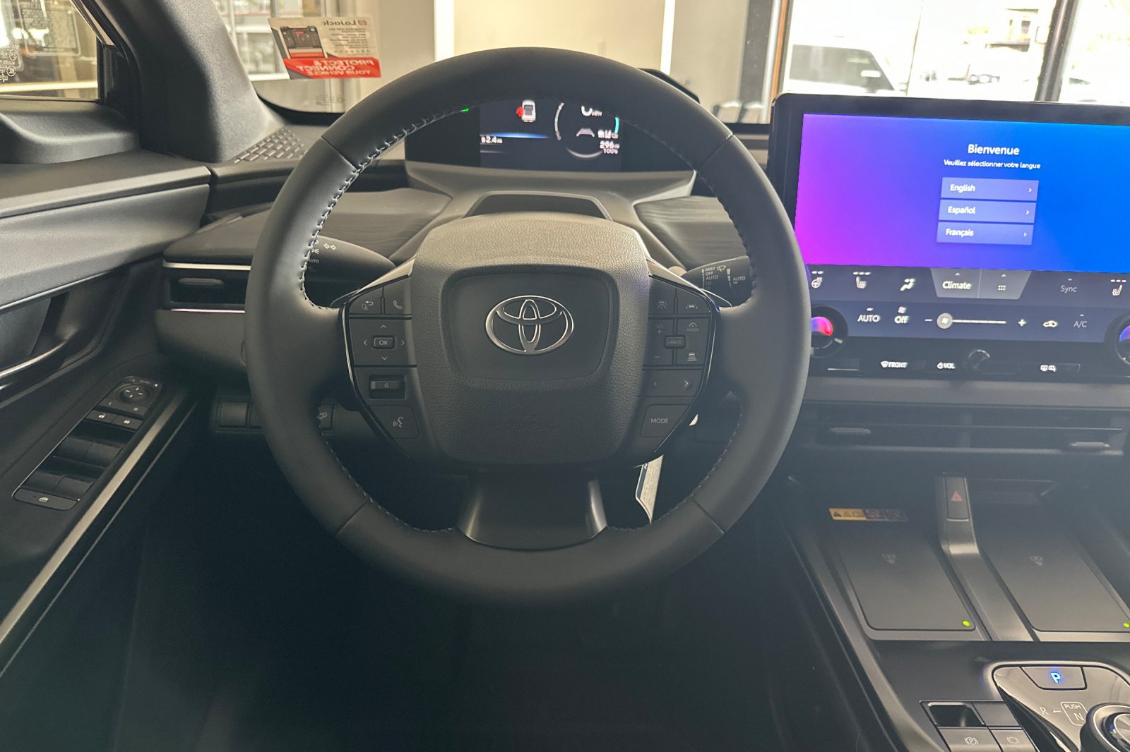 2026 Toyota C-HR SE - Photo 11