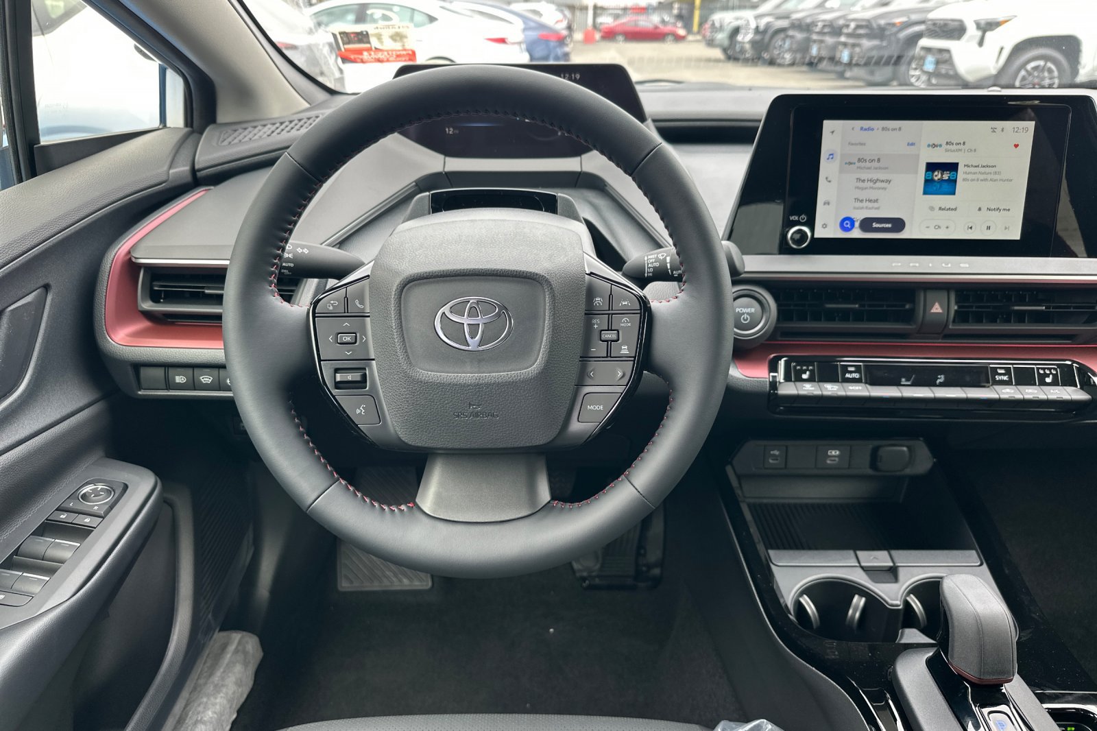 2027 Toyota Prius Plug-in Hybrid XSE - Photo 11