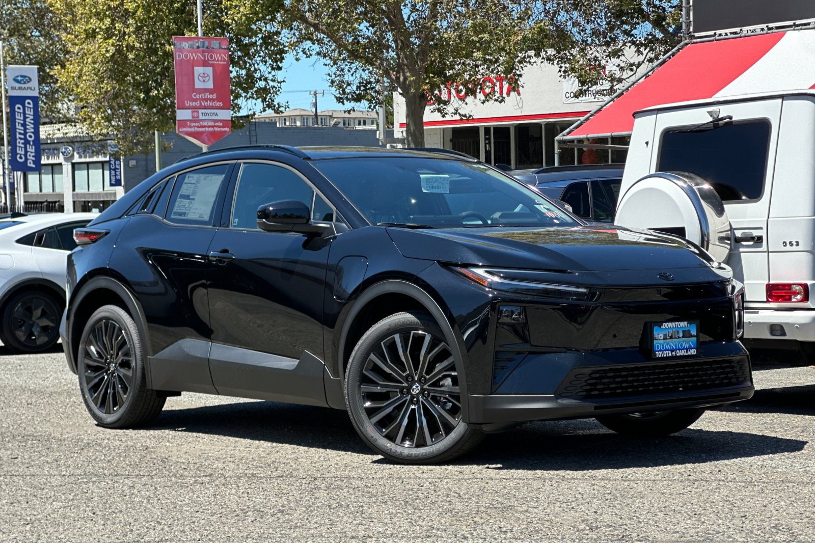2026 Toyota C-HR XSE - Photo 2
