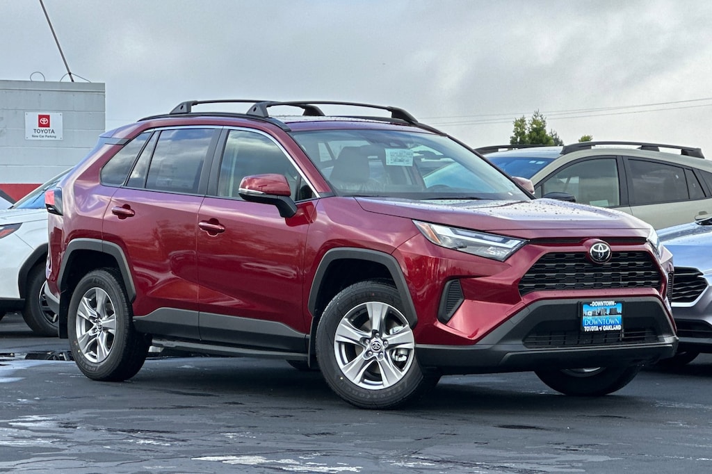 New 2025 Toyota RAV4 XLE XLE AWD SUV