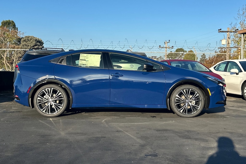 New 2026 Toyota Prius XLE XLE