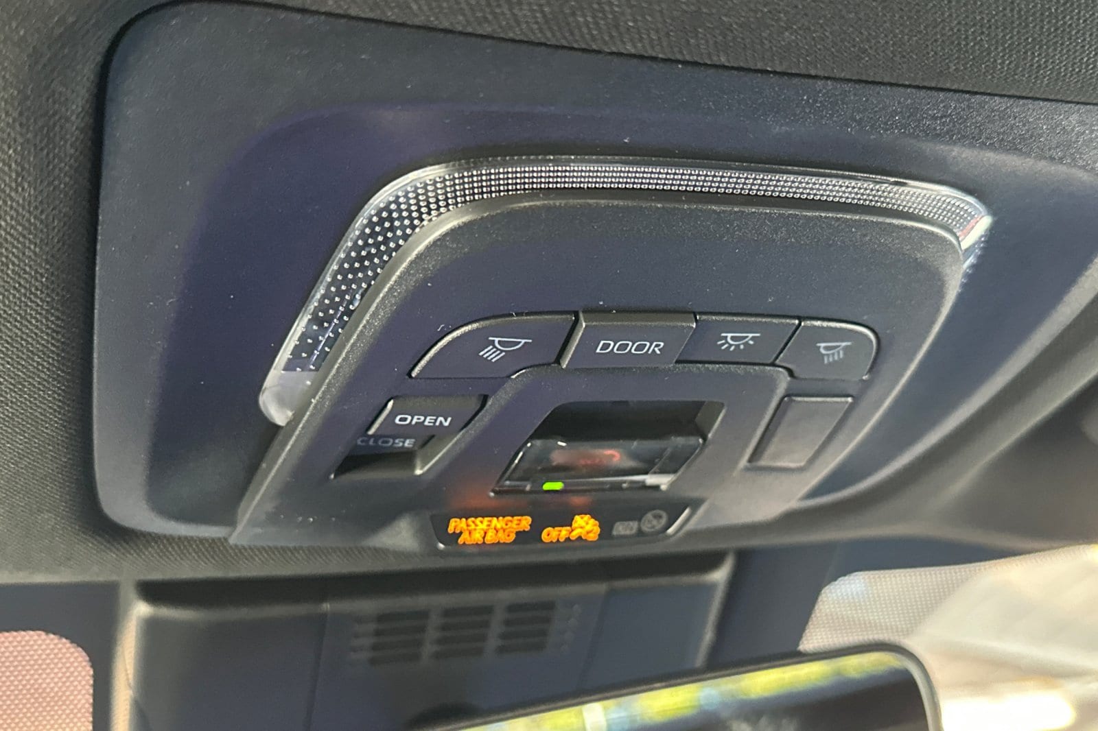 2026 Toyota bZ XLE - Photo 25