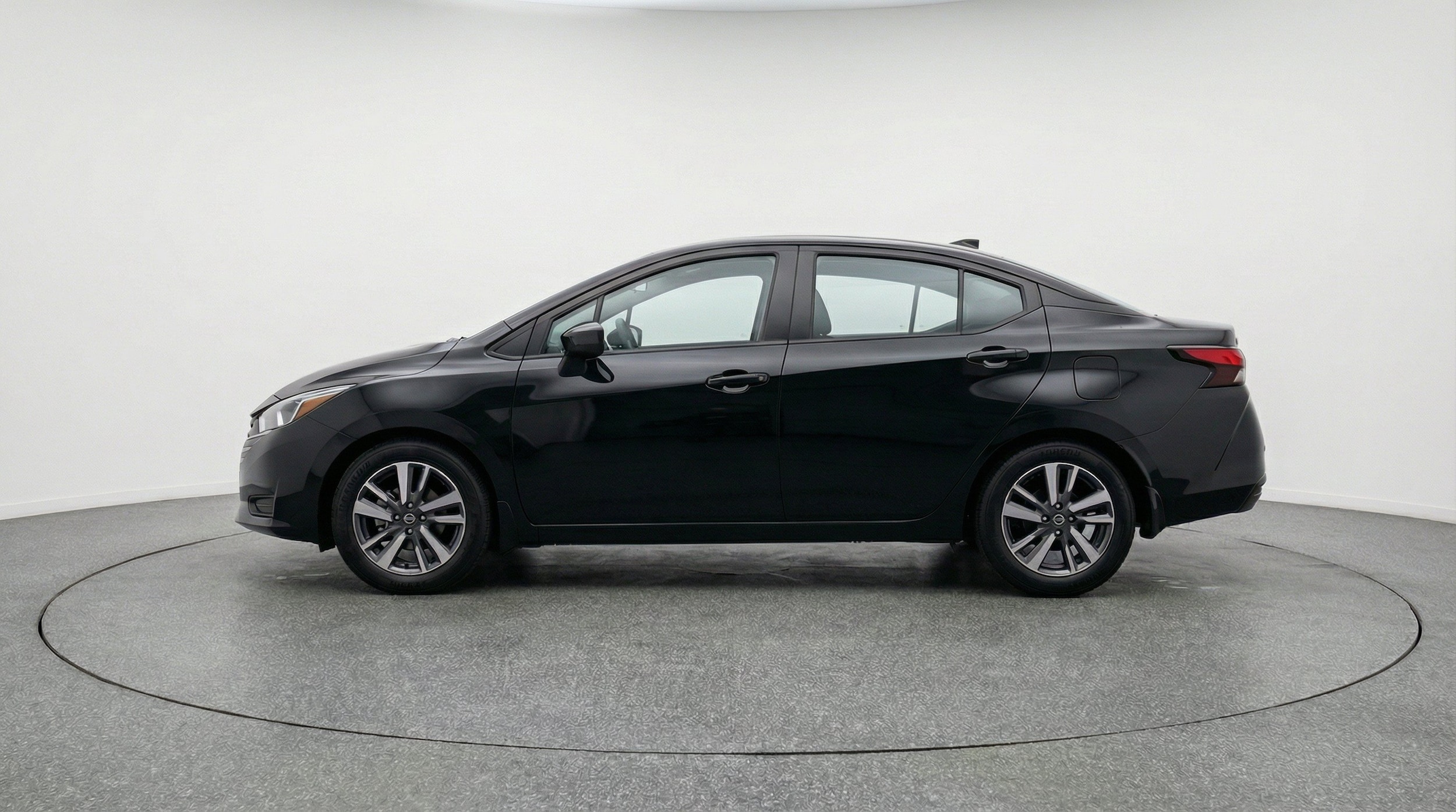 Thumbnail: 2025 Nissan Versa - 5