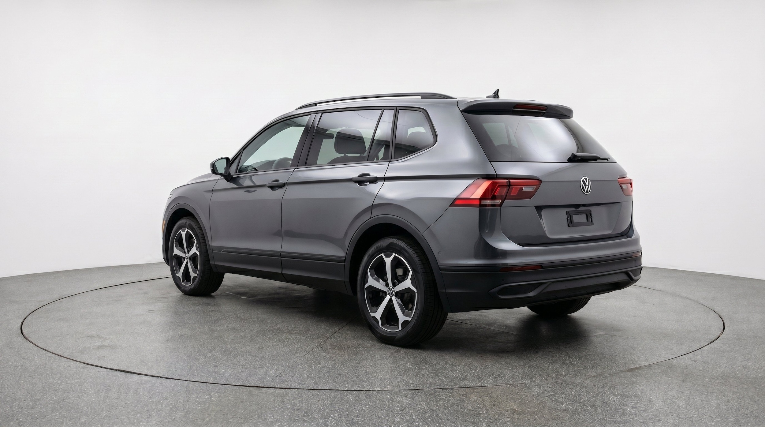 Thumbnail: 2026 Volkswagen Tiguan - 6
