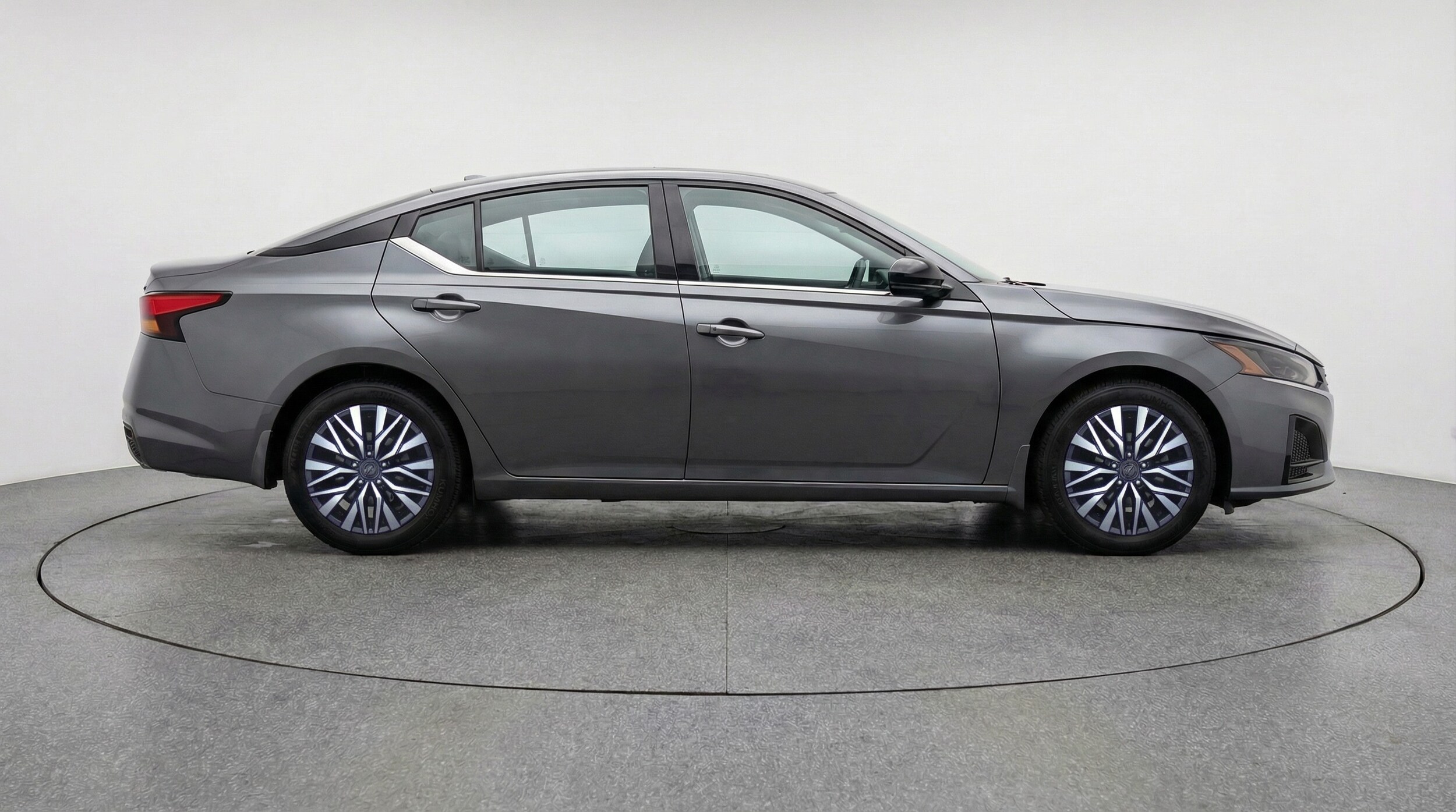 Thumbnail: 2025 Nissan Altima - 8