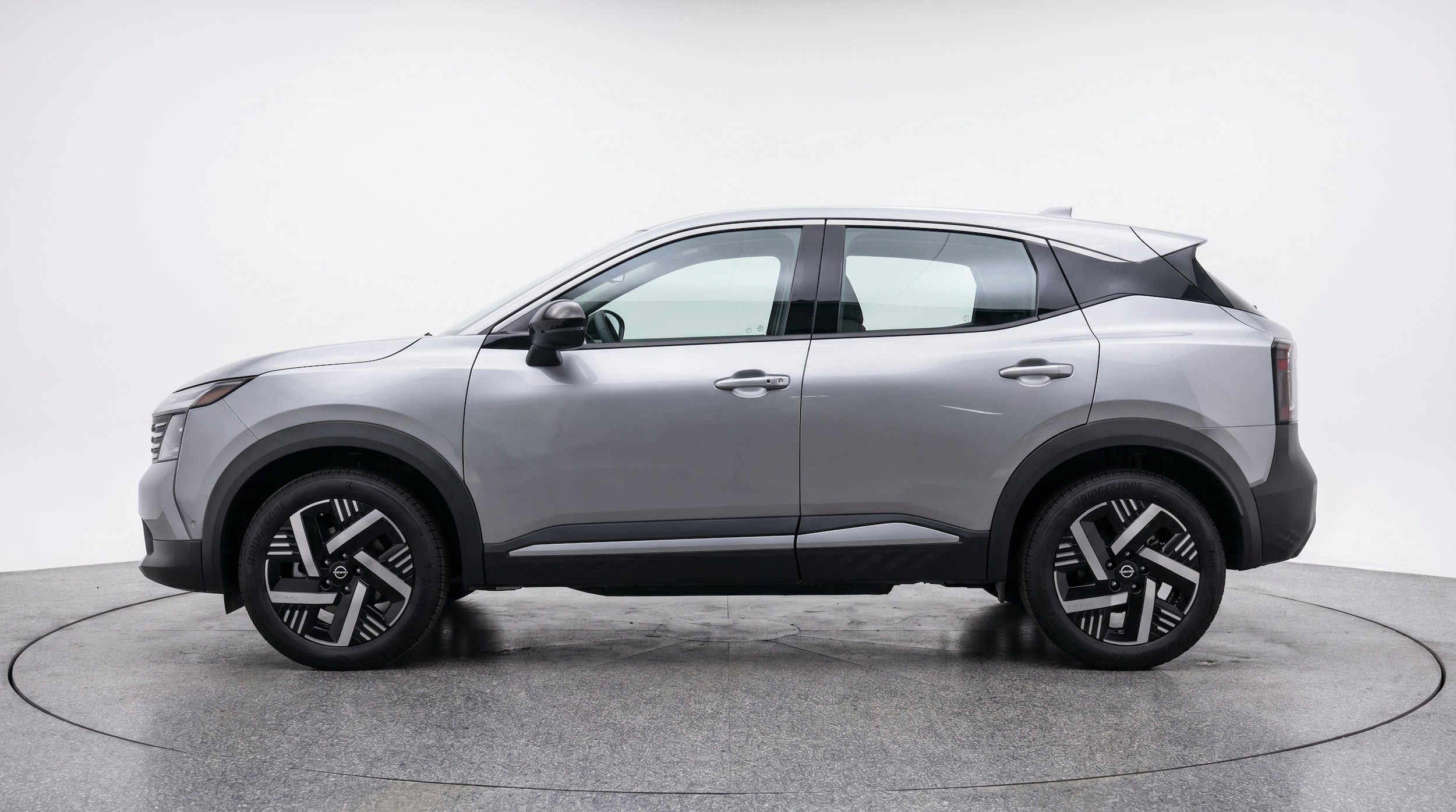 Thumbnail: 2026 Nissan Kicks - 5