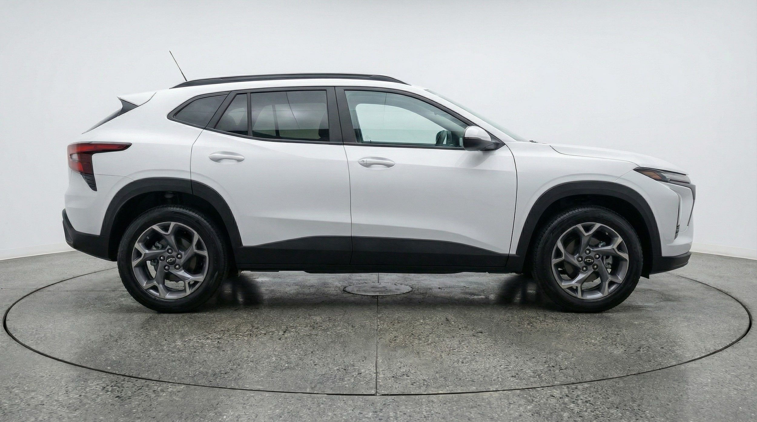 Thumbnail: 2025 Chevrolet Trax - 8