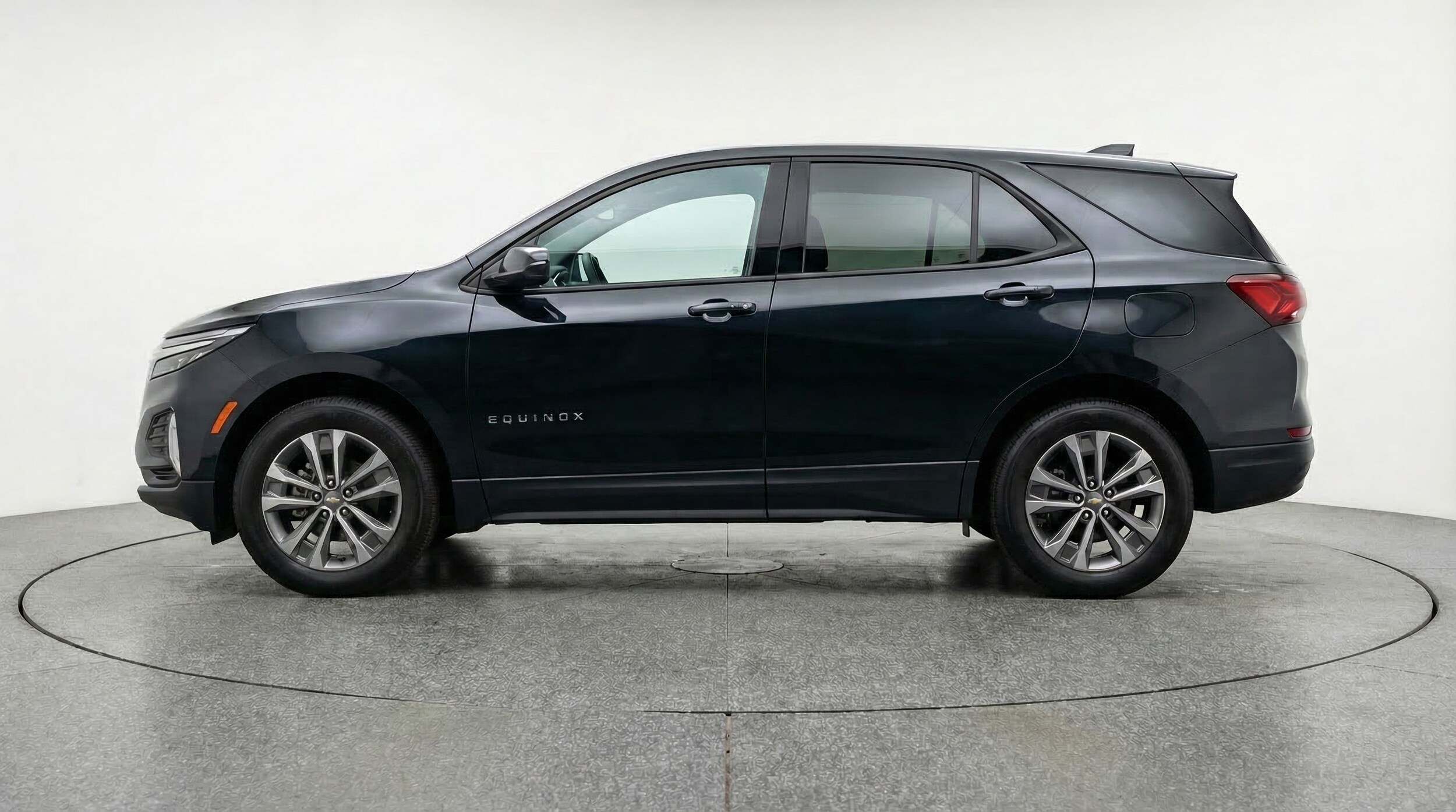 Thumbnail: 2025 Chevrolet Equinox - 4