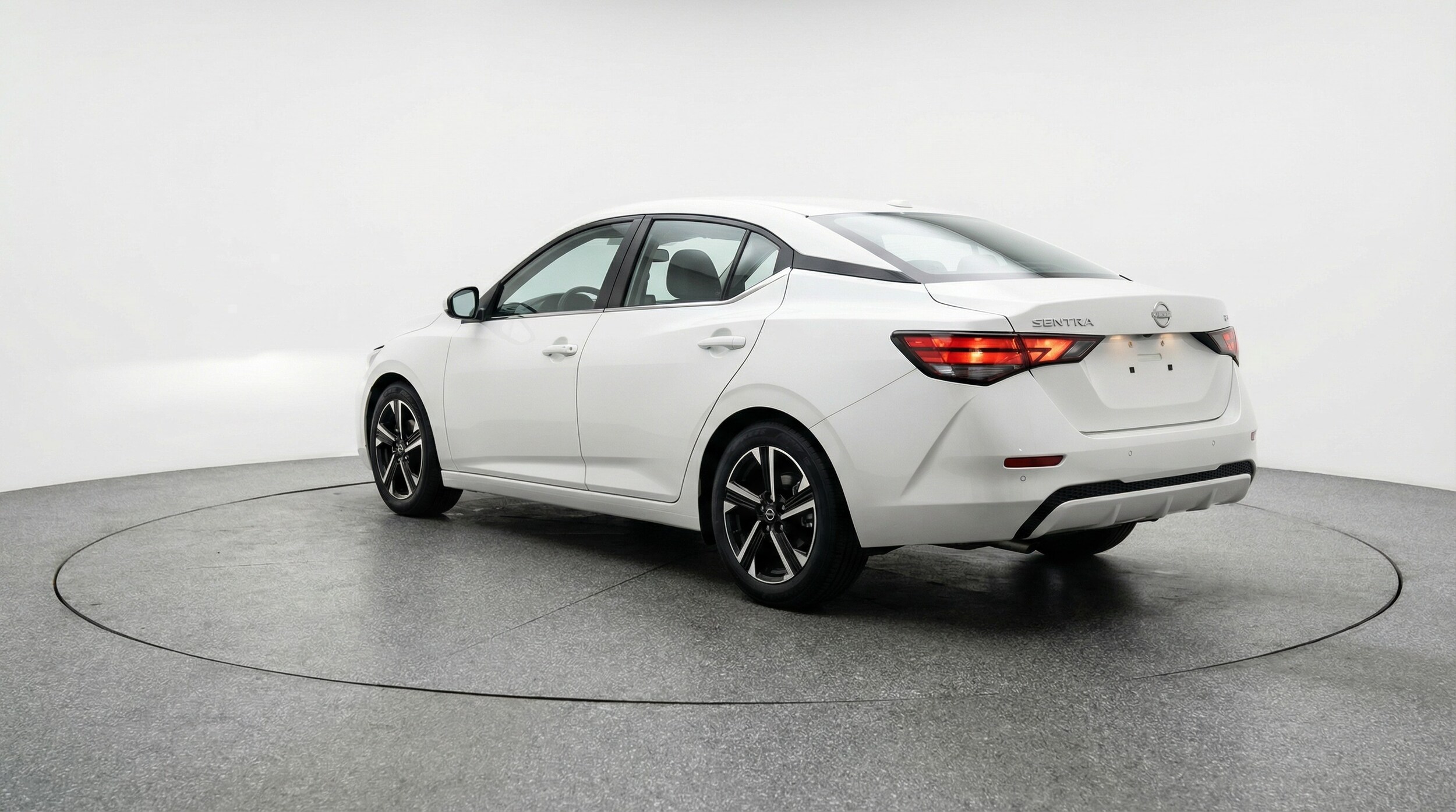 Thumbnail: 2025 Nissan Sentra - 5