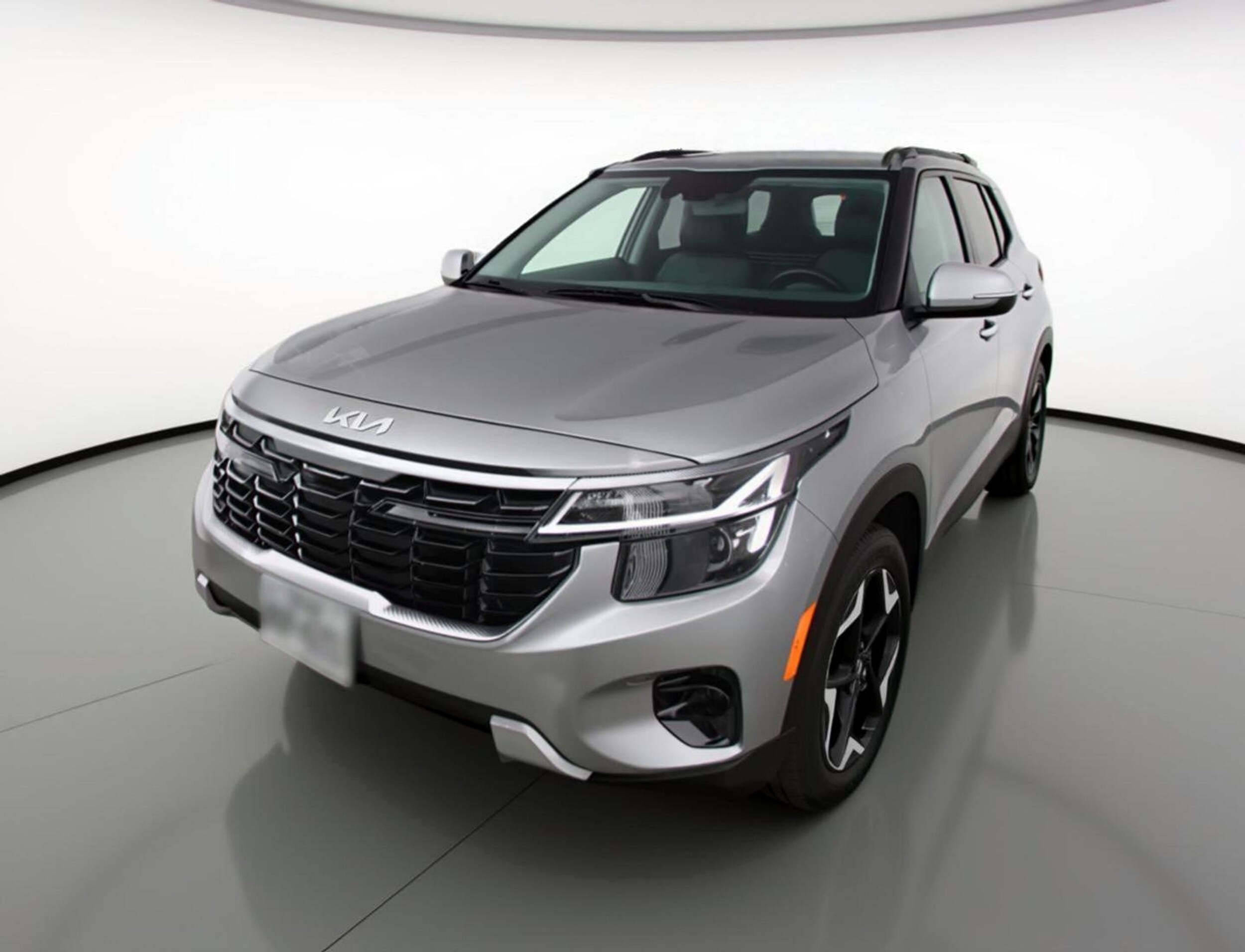 Thumbnail: 2025 Kia Seltos - 3