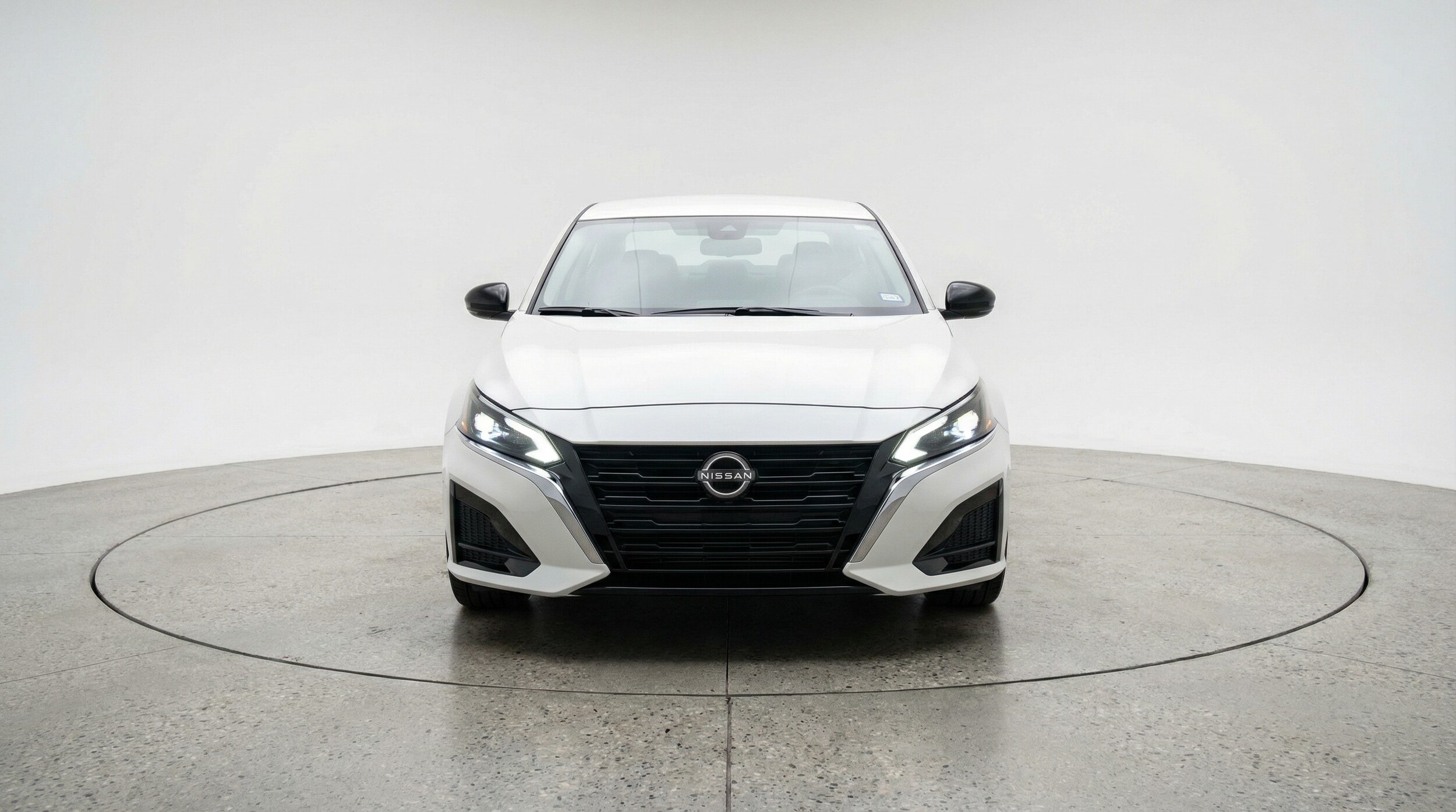 Thumbnail: 2025 Nissan Altima - 2