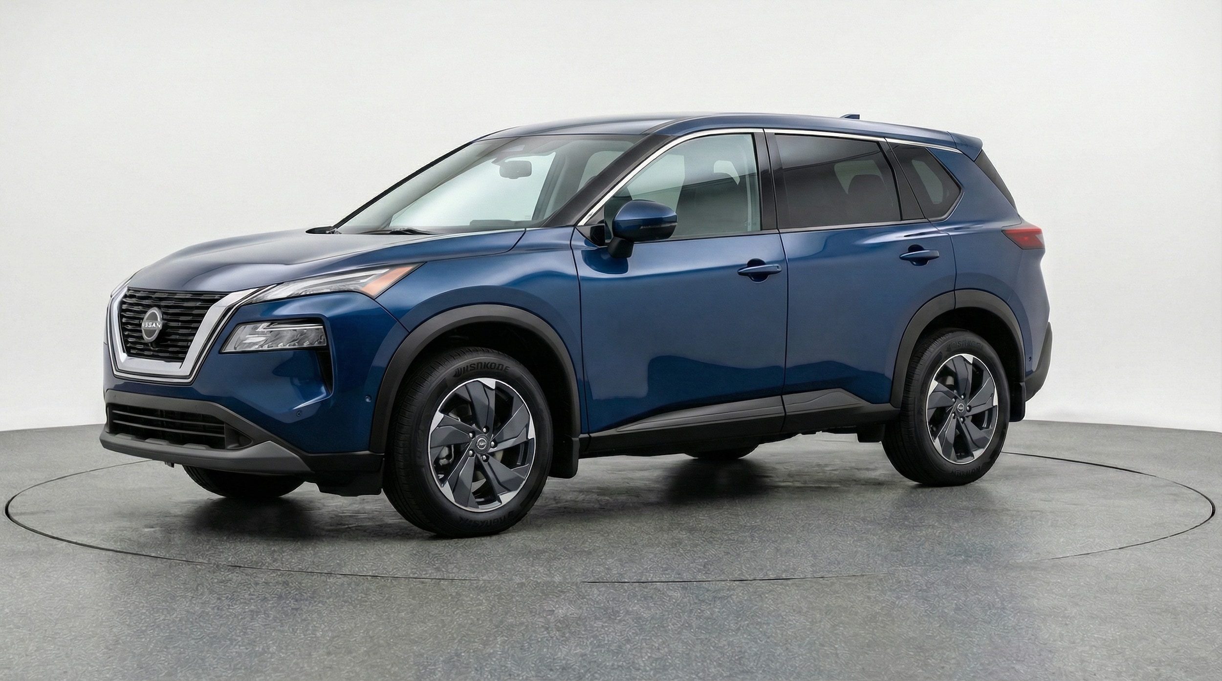 Thumbnail: 2025 Nissan Rogue - 3