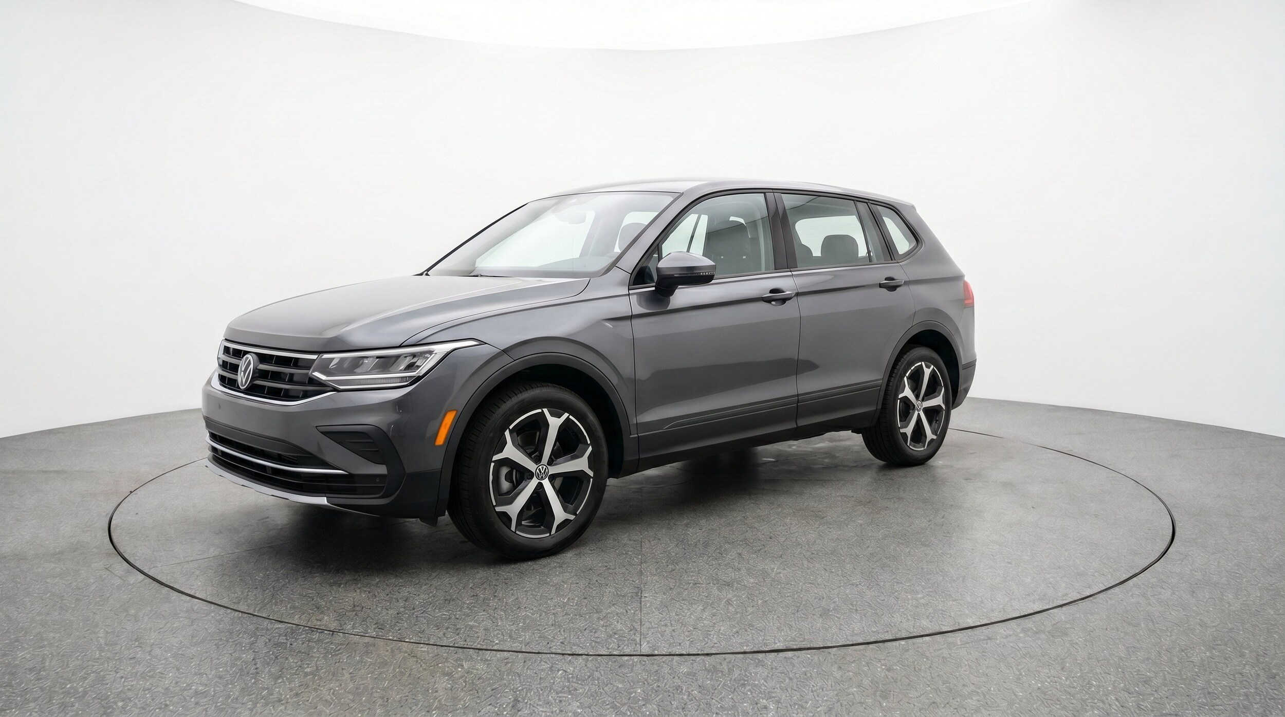 Thumbnail: 2026 Volkswagen Tiguan - 3