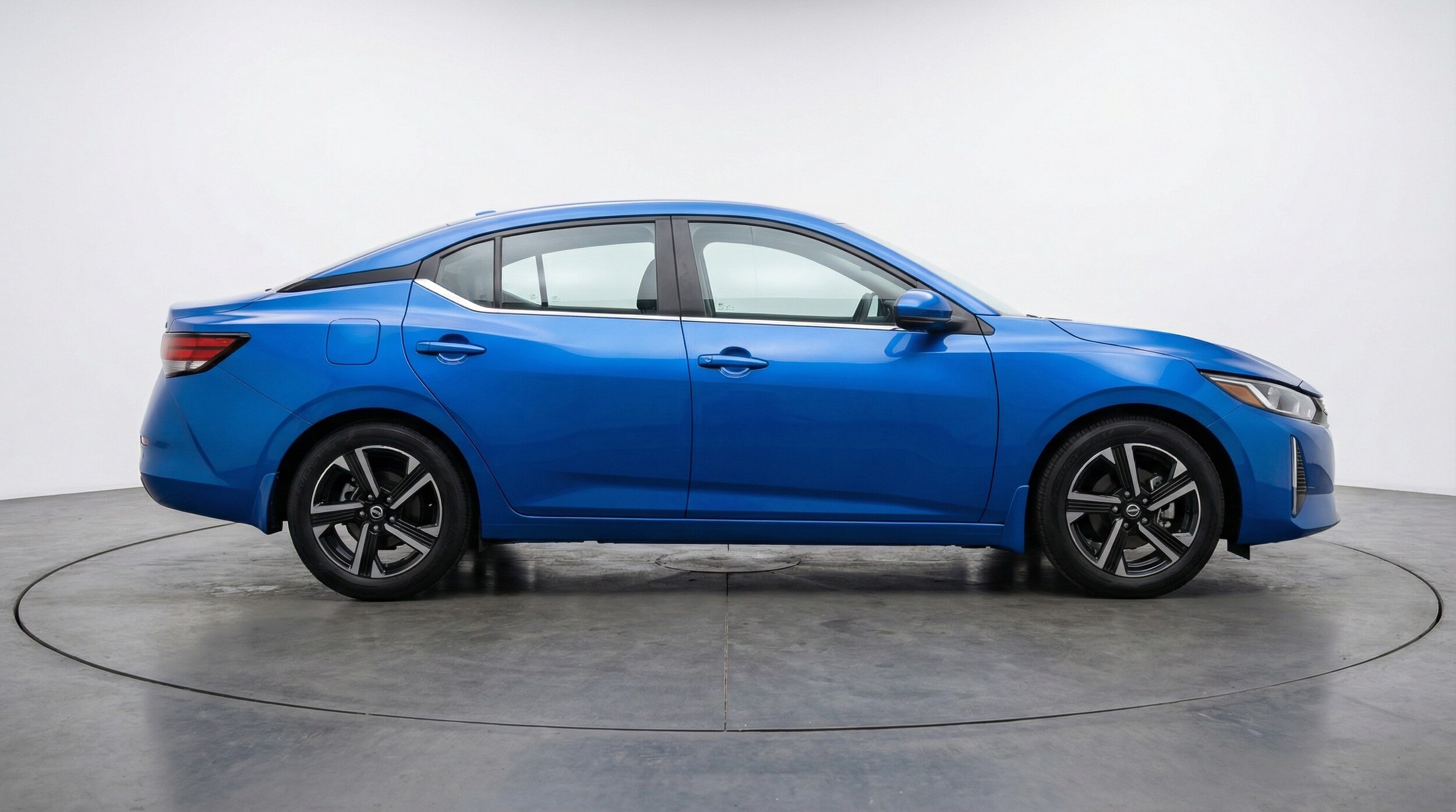 Thumbnail: 2025 Nissan Sentra - 8