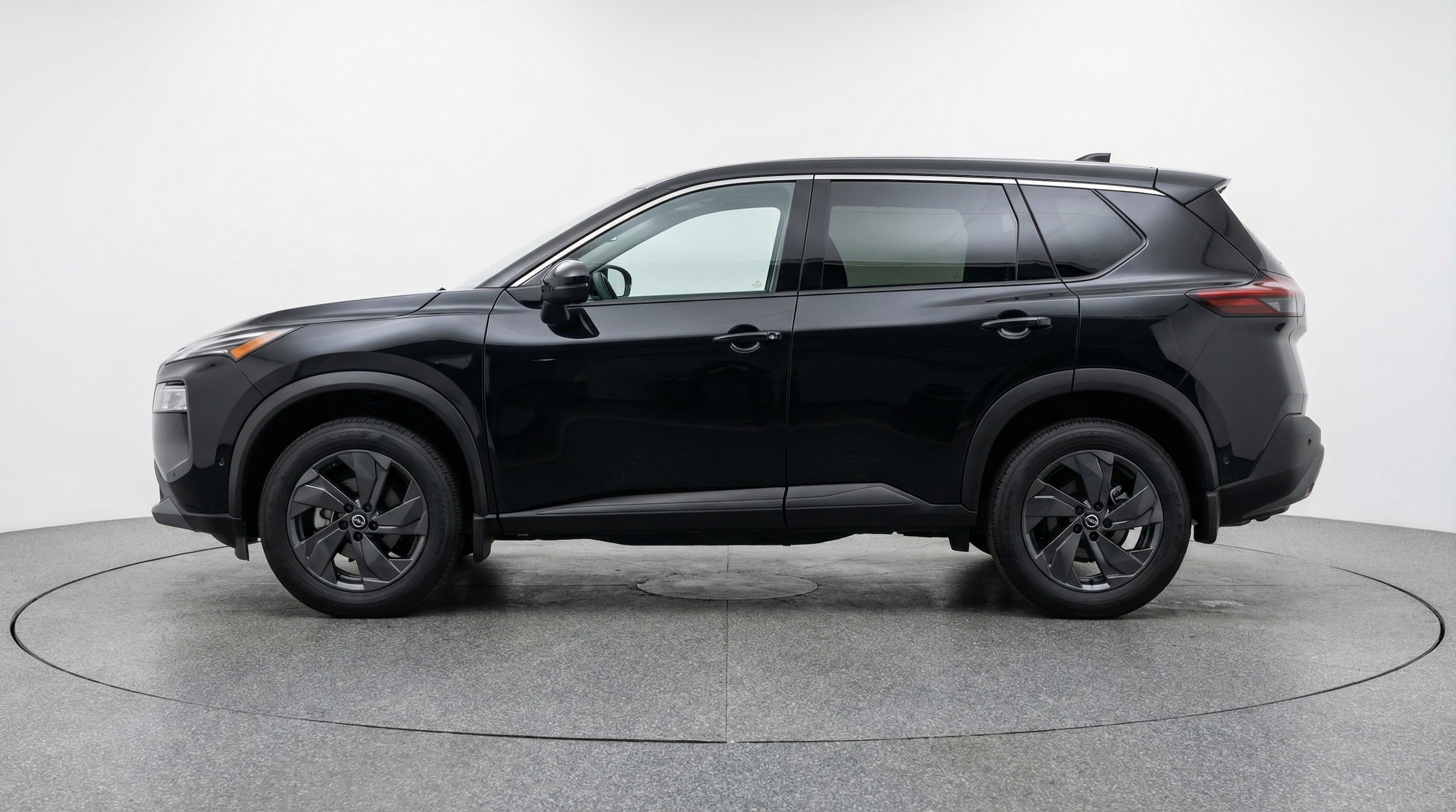 Thumbnail: 2025 Nissan Rogue - 4