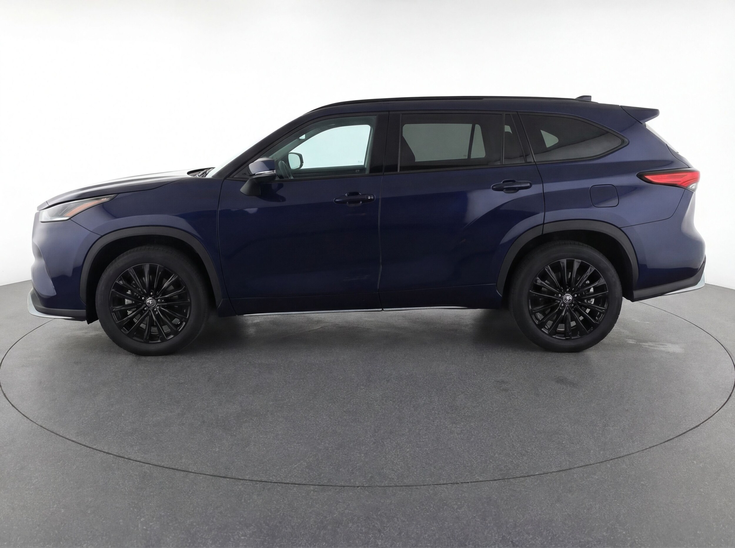 Thumbnail: 2024 Toyota Highlander - 4