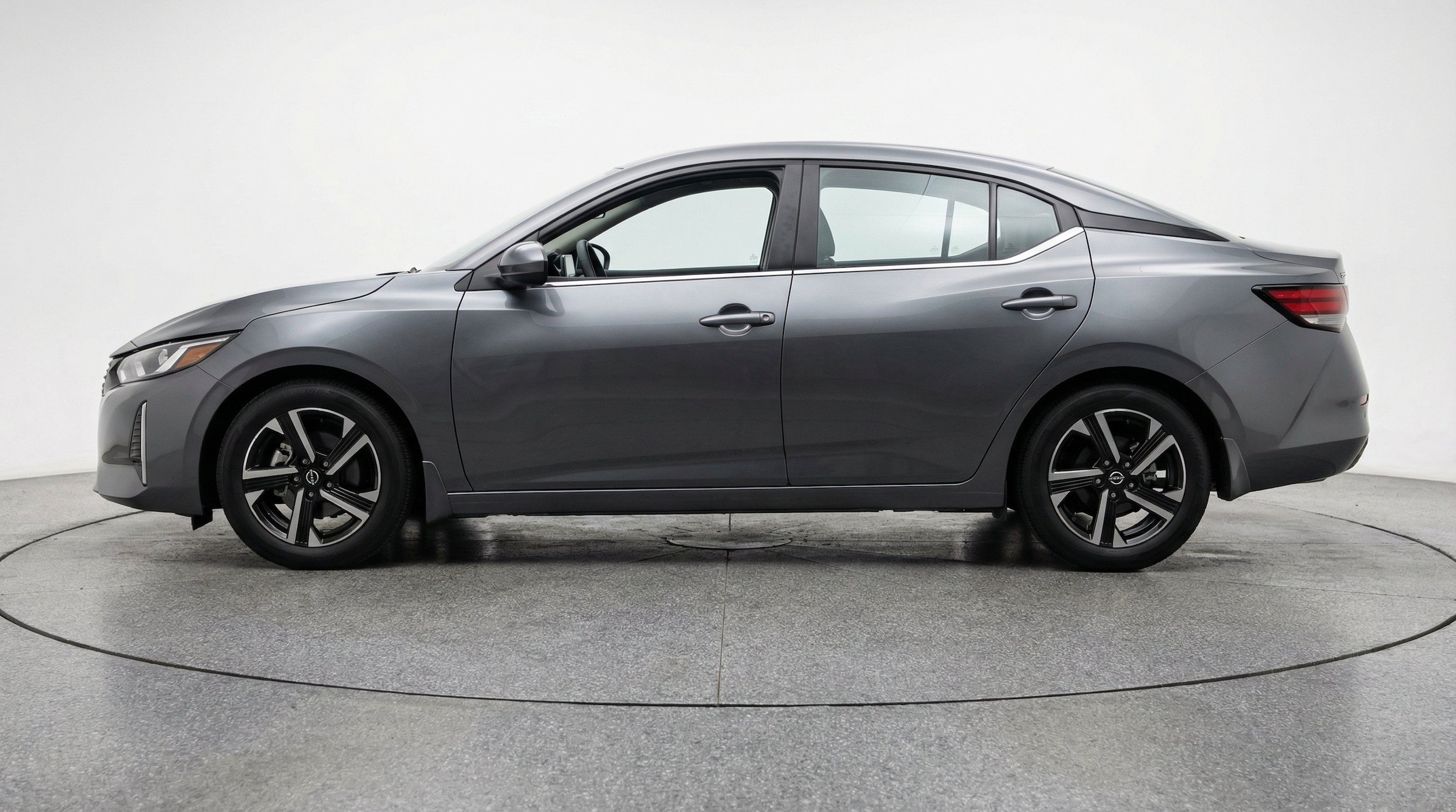 Thumbnail: 2025 Nissan Sentra - 5