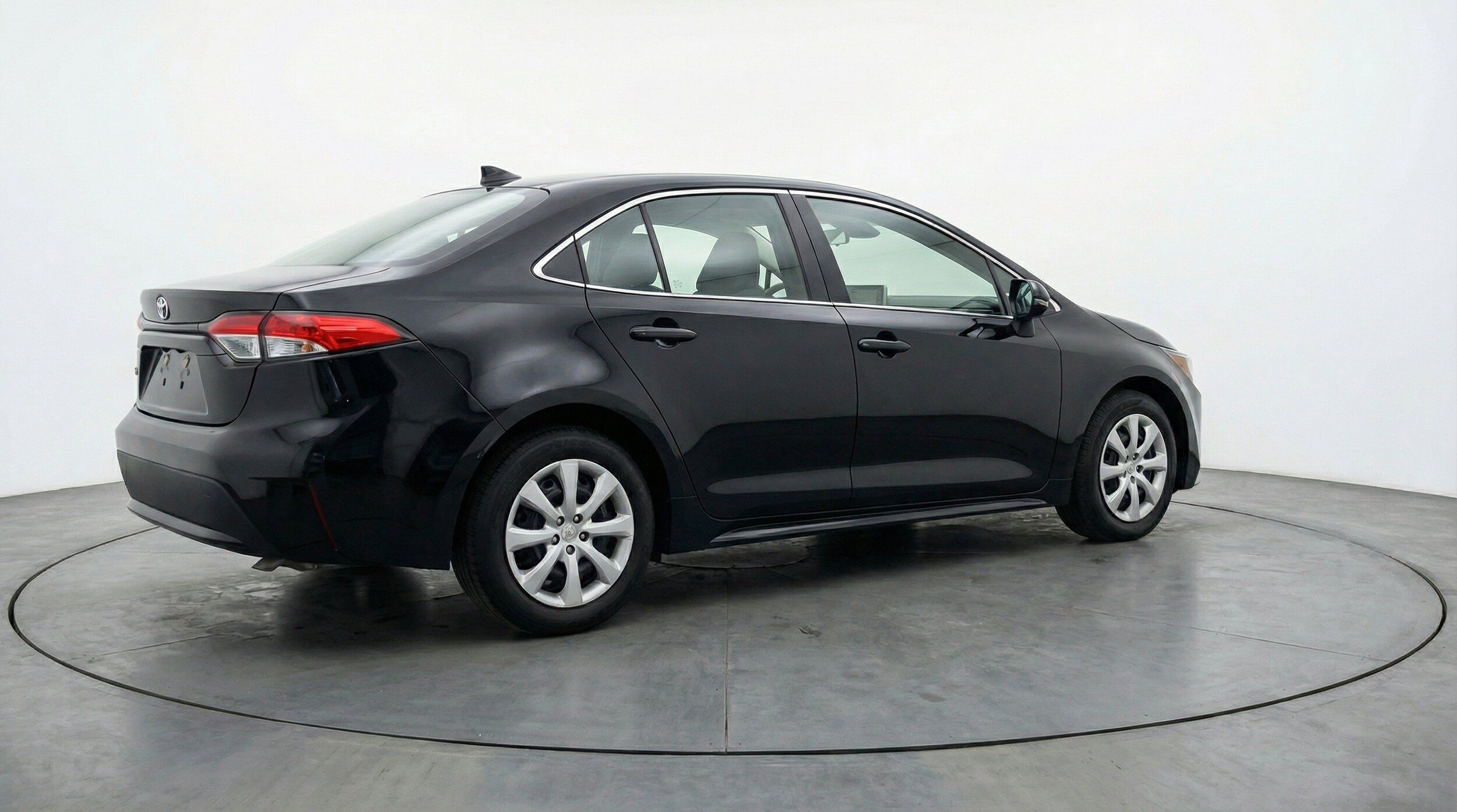 Thumbnail: 2025 Toyota Corolla - 9