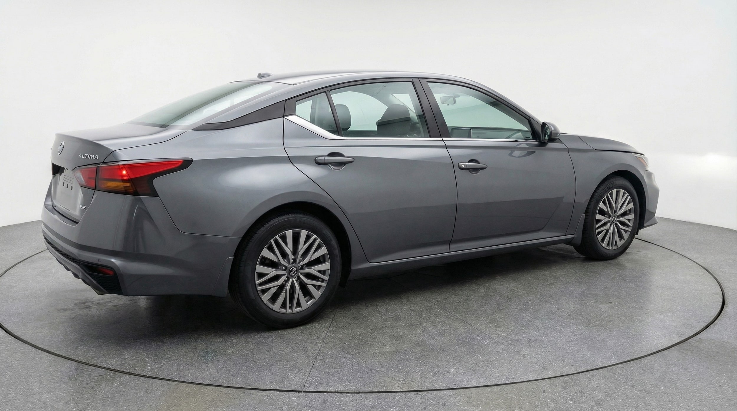 Thumbnail: 2025 Nissan Altima - 7