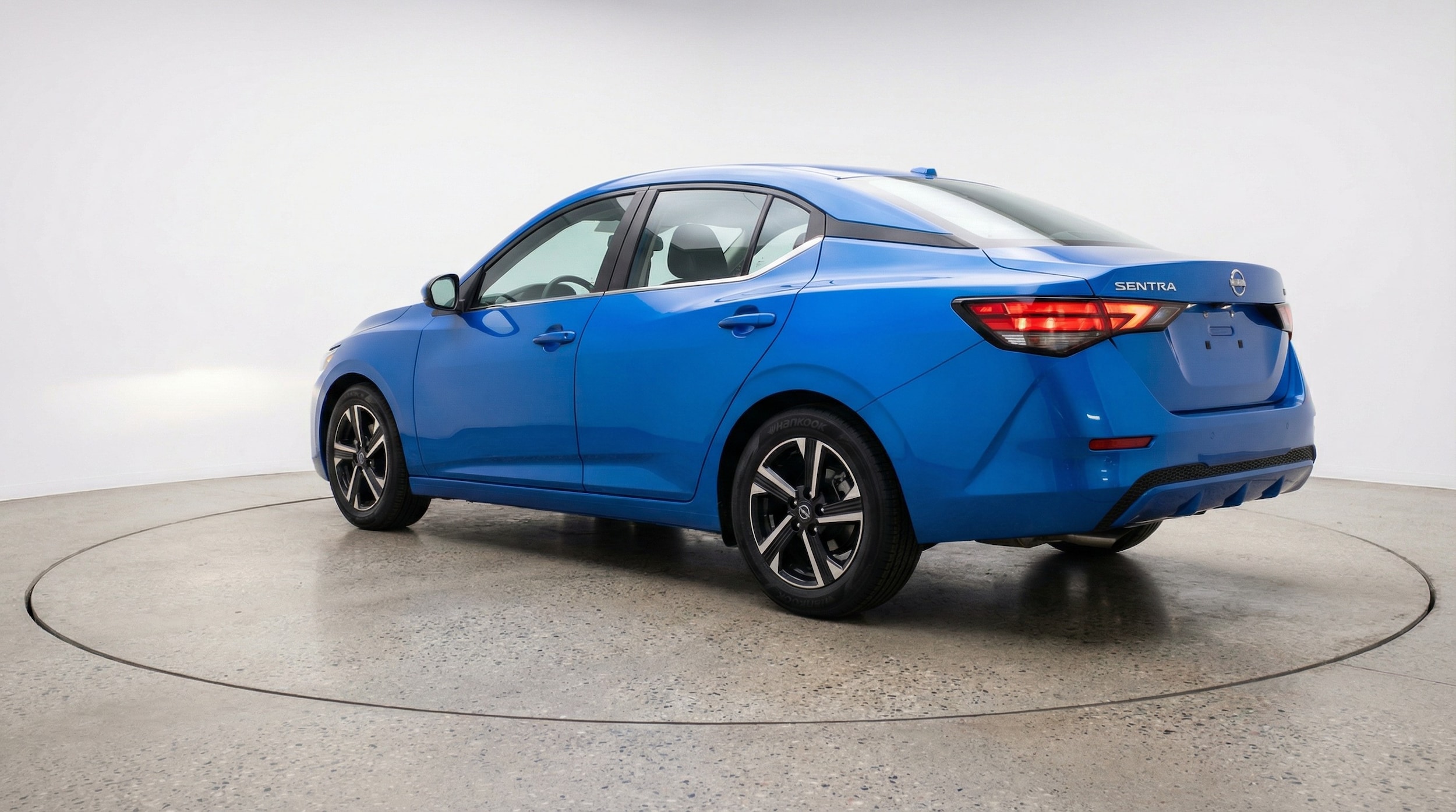 Thumbnail: 2025 Nissan Sentra - 5