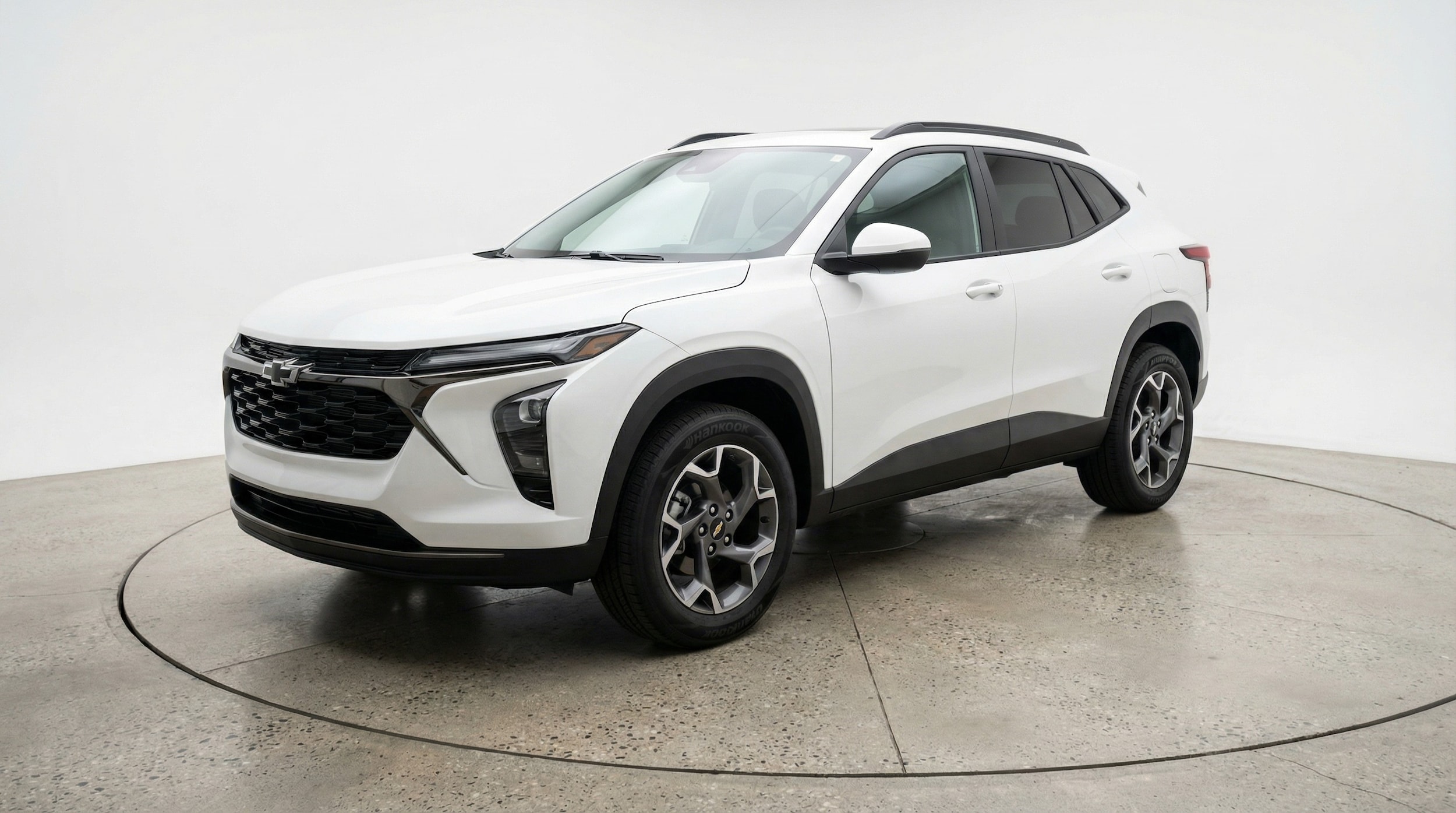 Thumbnail: 2025 Chevrolet Trax - 3