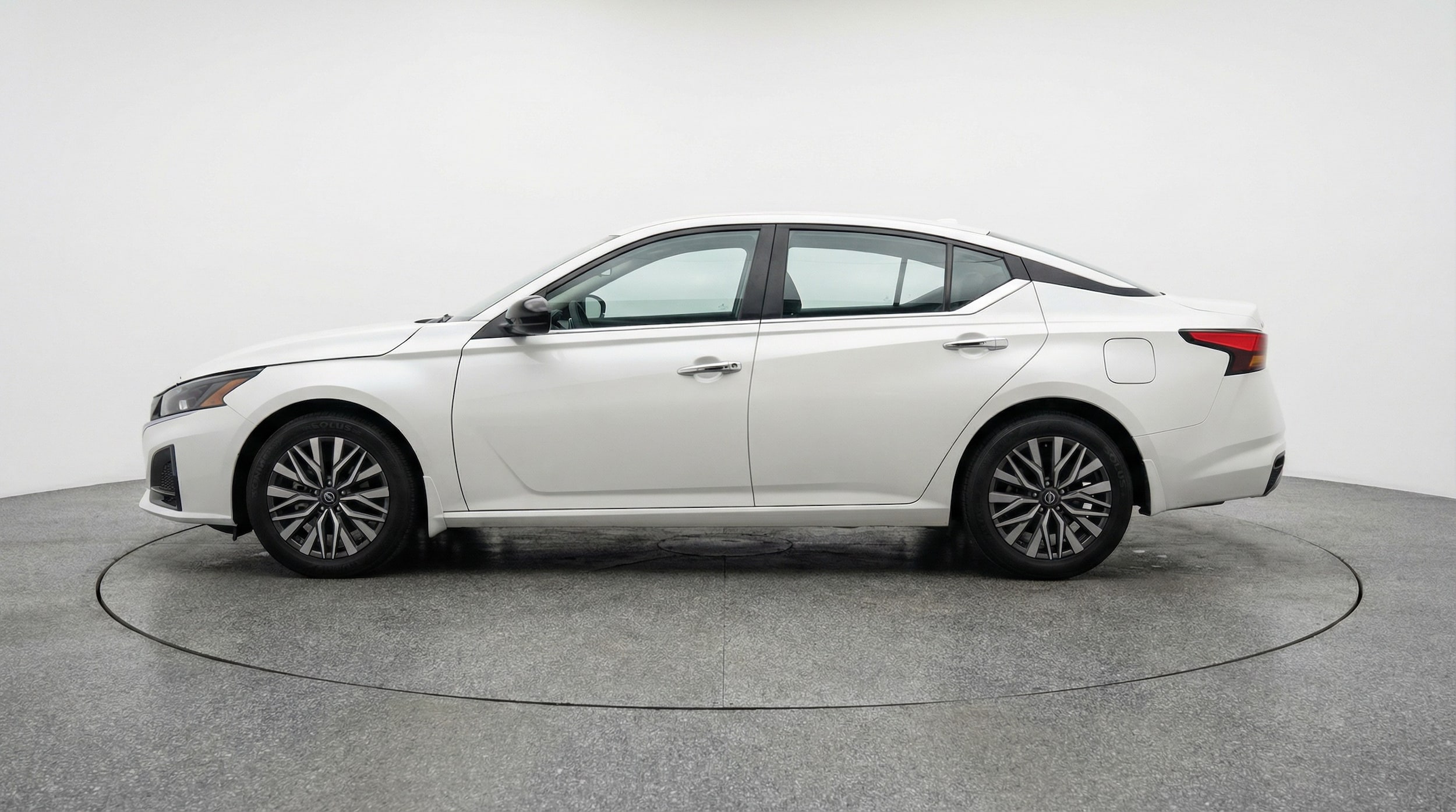 Thumbnail: 2025 Nissan Altima - 4