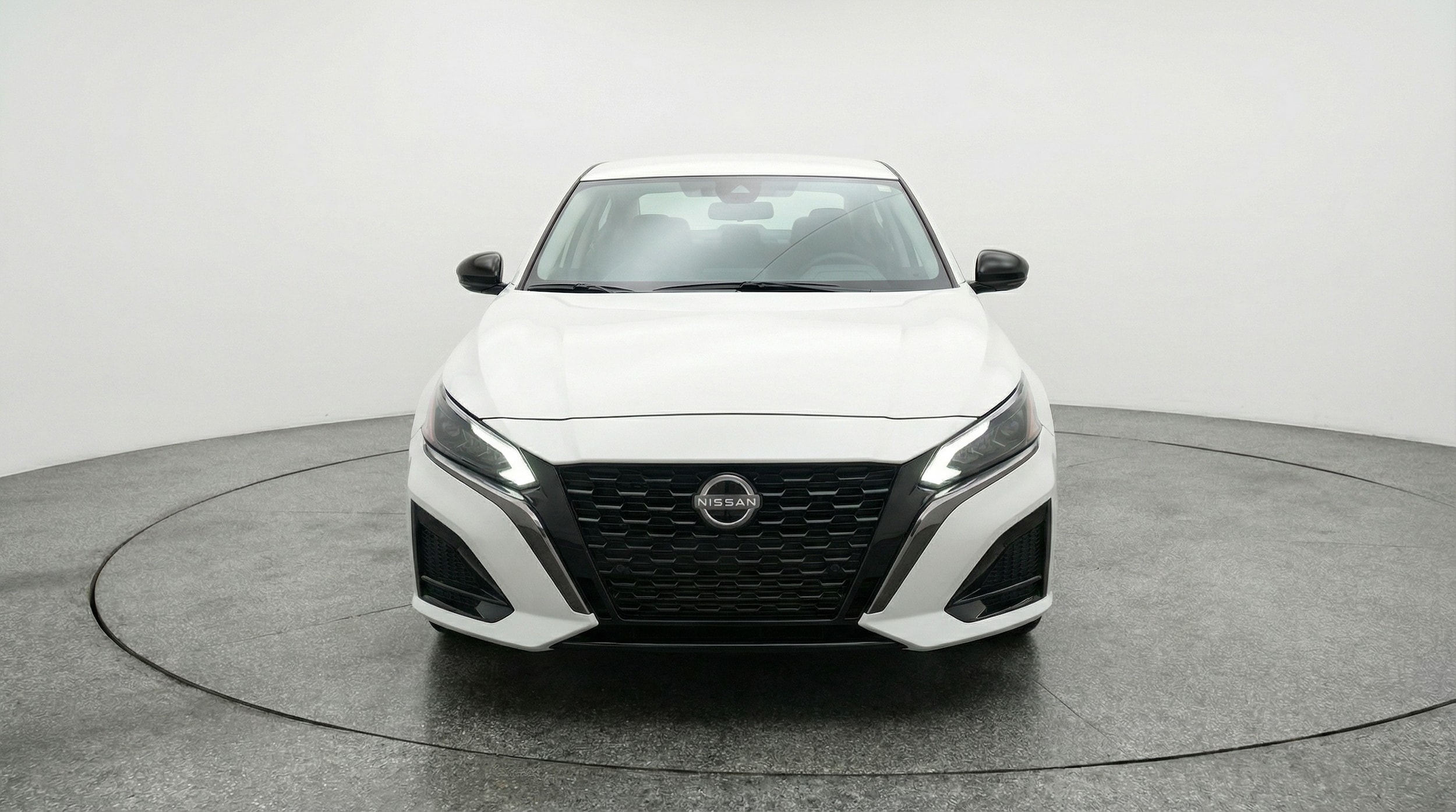 Thumbnail: 2025 Nissan Altima - 2