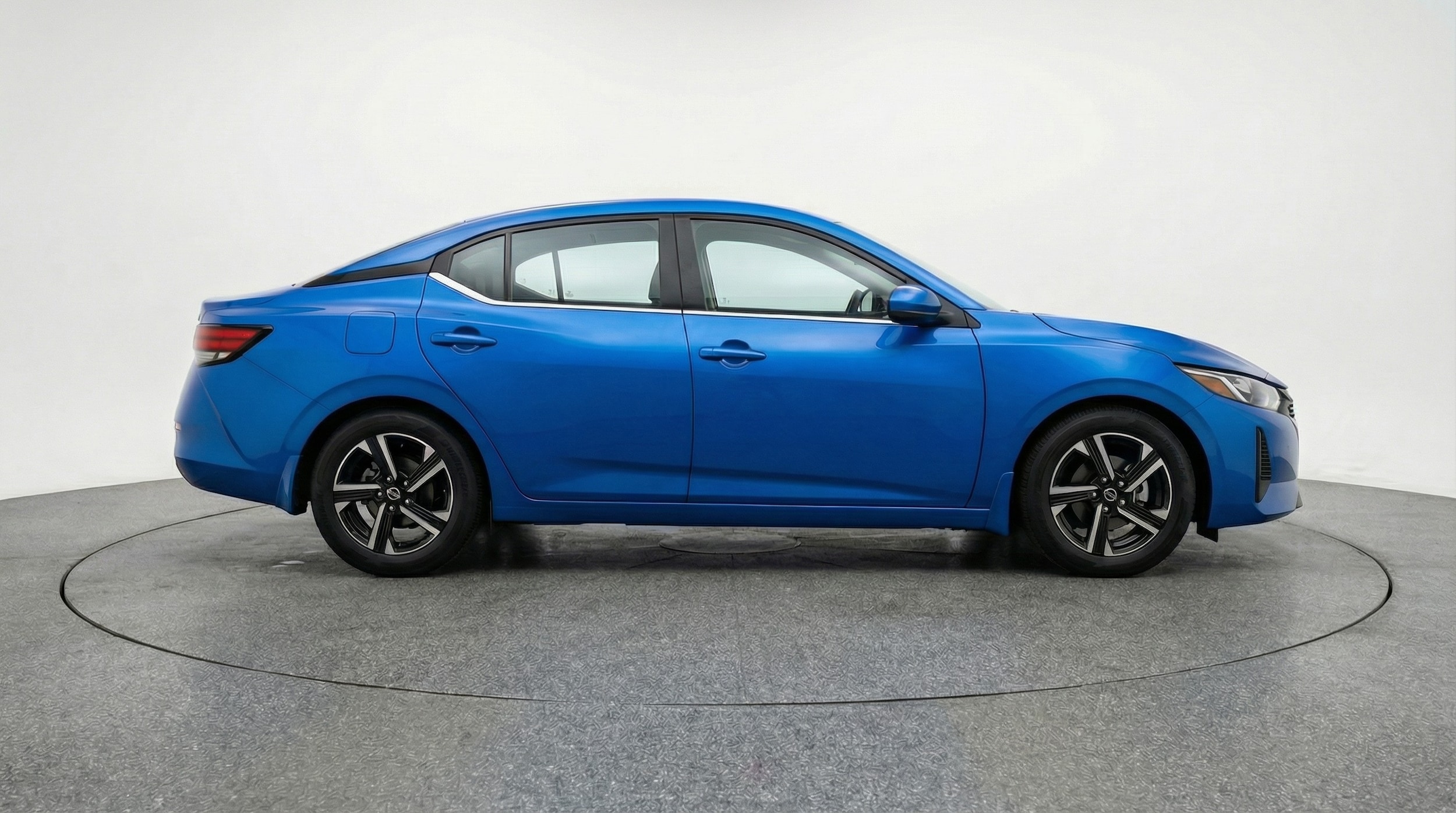 Thumbnail: 2025 Nissan Sentra - 8