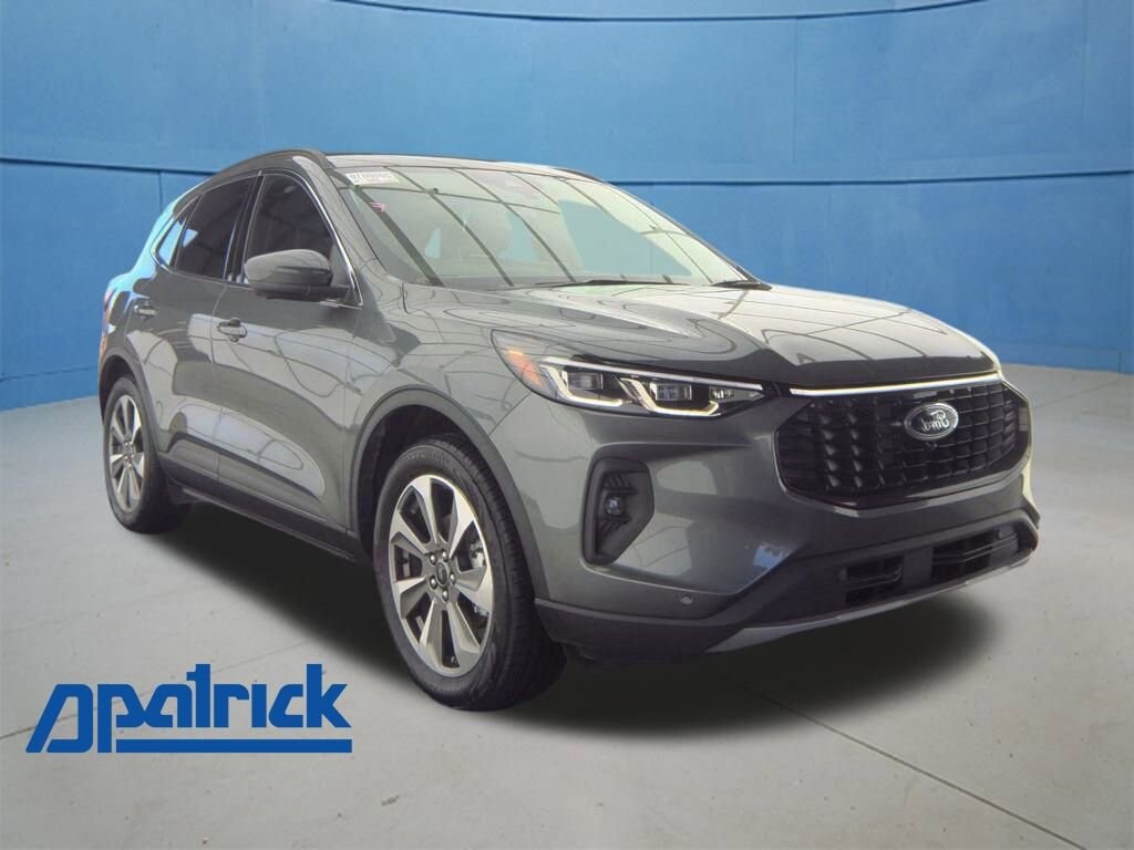 Used 2025 Ford Escape Platinum SUV
