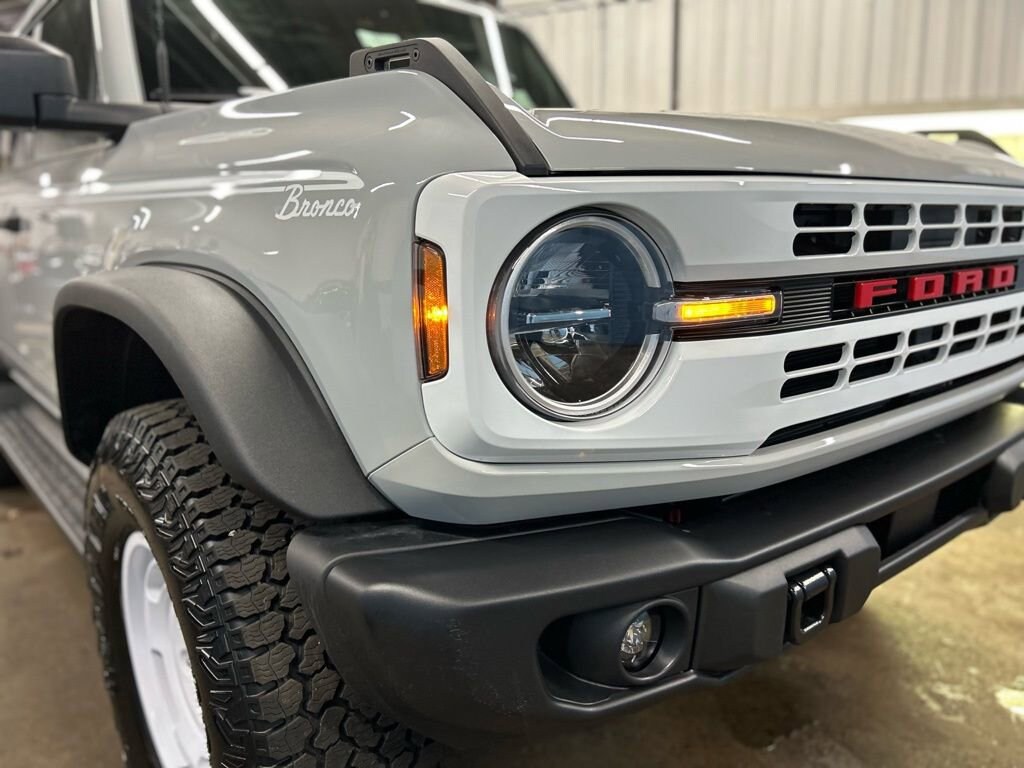 New 2026 Ford Bronco Heritage Edition Heritage Edition Advanced 4x4