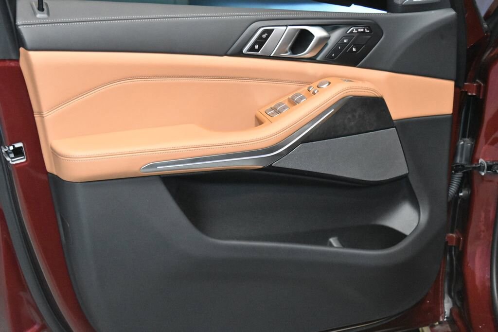 Certified 2025 BMW X7 xDrive40i SUV