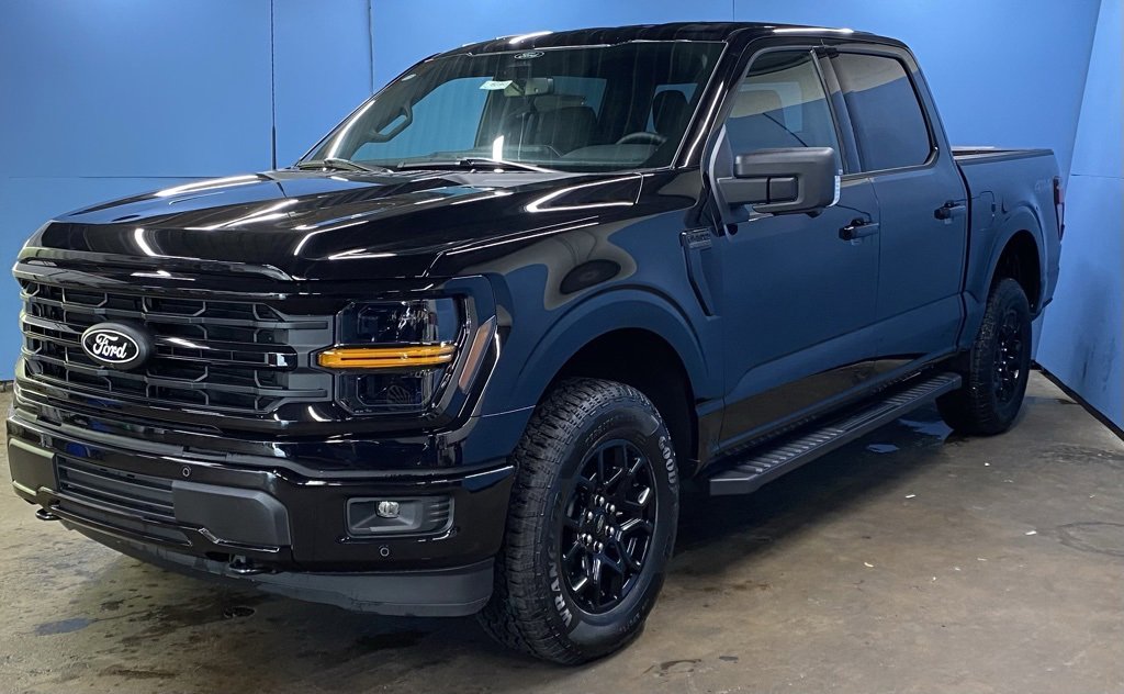 2025 Ford F-150 XLT photo 5