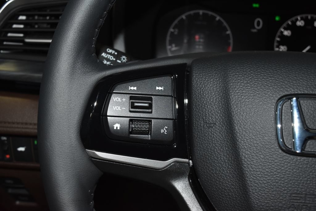 2026 Honda Odyssey Elite - Photo 9