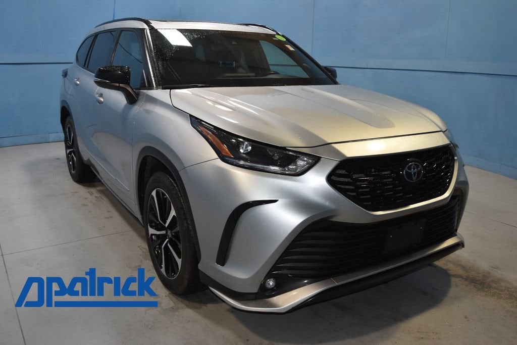 Used 2022 Toyota Highlander XSE SUV