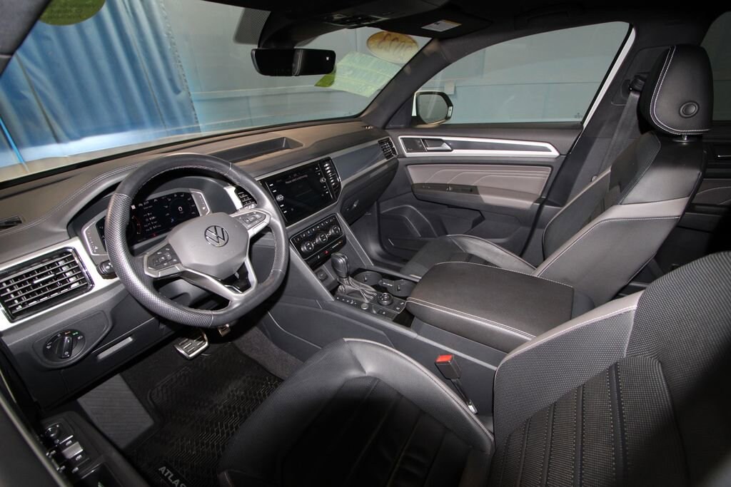 Used 2023 Volkswagen Atlas Cross Sport 3.6L V6 SEL Premium R-Line SUV