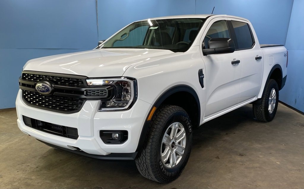 New 2025 Ford Ranger XL XL 4WD SuperCrew 5 Box