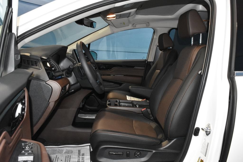 2026 Honda Odyssey Elite - Photo 7