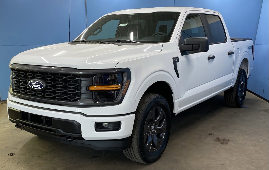 2025 Ford F-150 STX photo 4