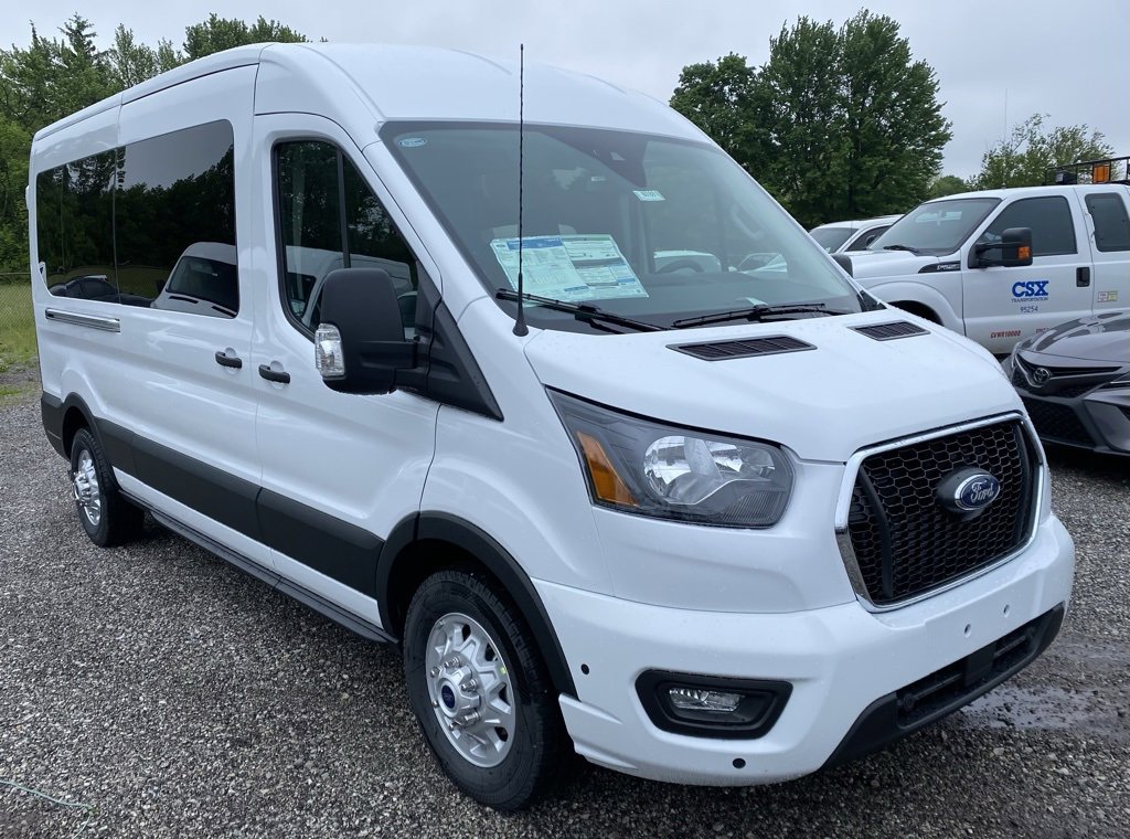 2025 Ford Transit Passenger XLT photo 2