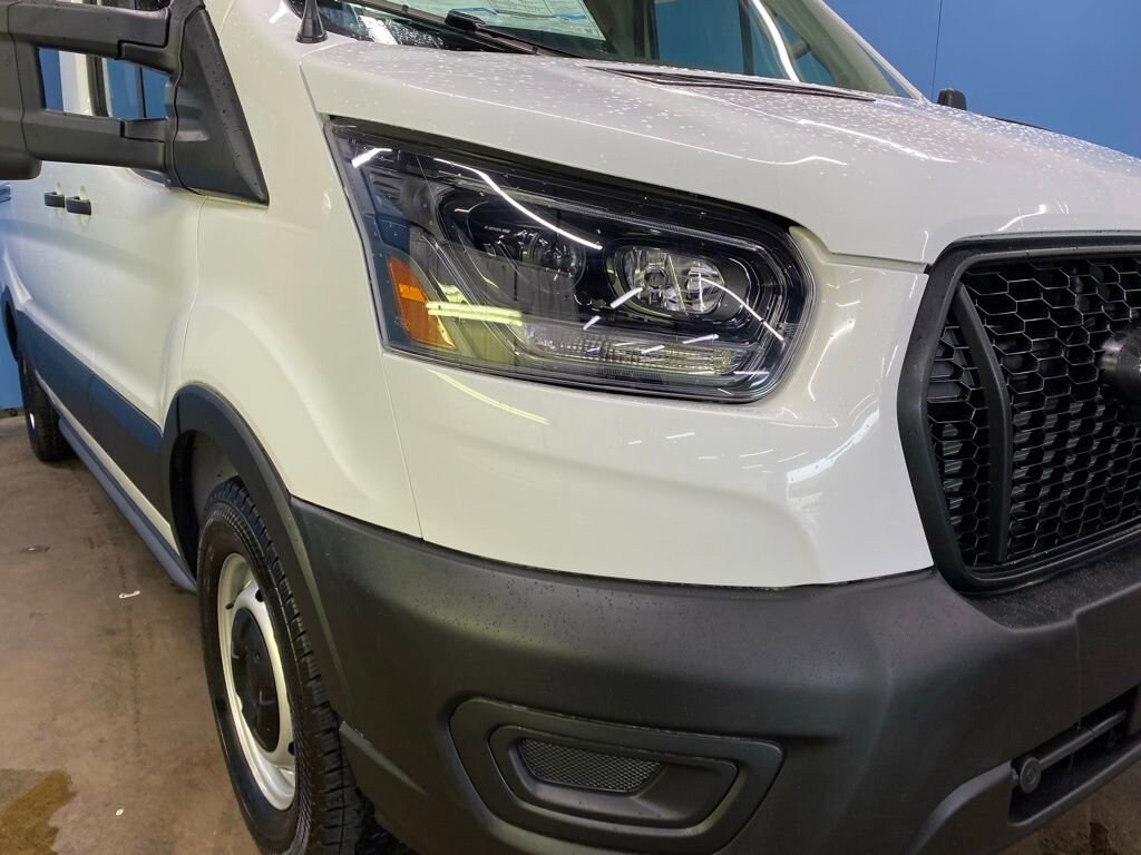 New 2025 Ford Transit Passenger Wagon XL T-350 148 High Roof XL RWD