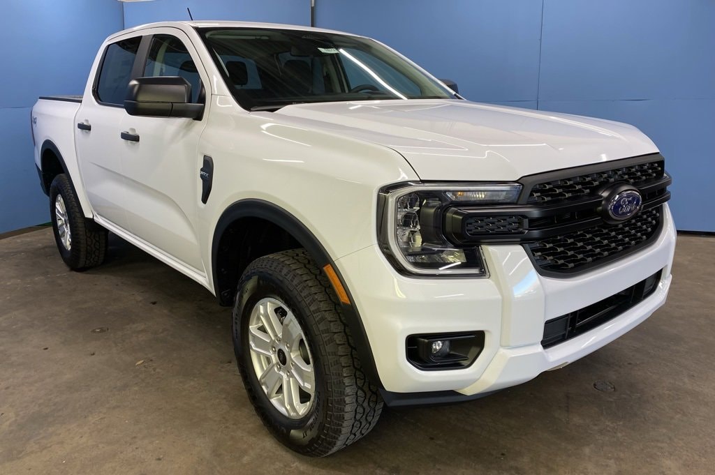 New 2025 Ford Ranger XL XL 4WD SuperCrew 5 Box