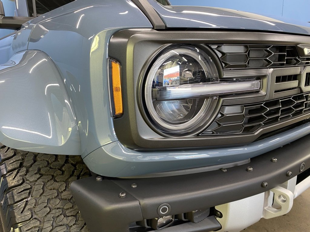2025 Ford Bronco Raptor photo 3