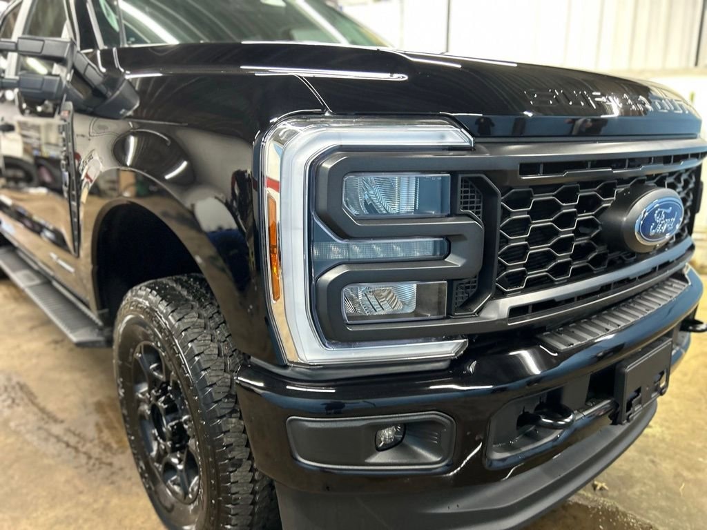 New 2026 Ford Super Duty F-350 SRW XL