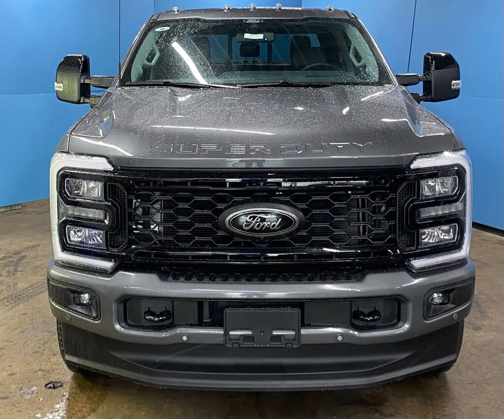 New 2025 Ford Super Duty F-350 SRW LARIAT LARIAT 4WD Crew Cab 6.75 Box