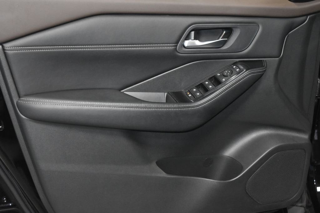 Used 2023 Nissan Rogue SV SUV