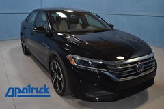 2021 Volkswagen Passat 2.0T R-Line Sedan 1VWMA7A31MC017018