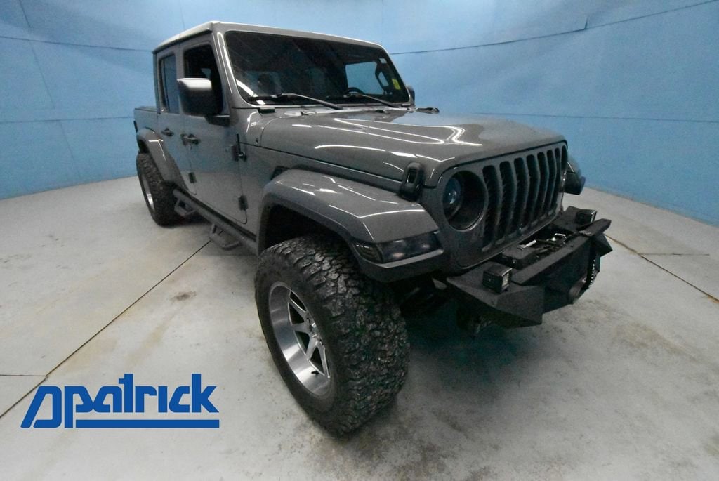 2020 Jeep Gladiator Overland's photo