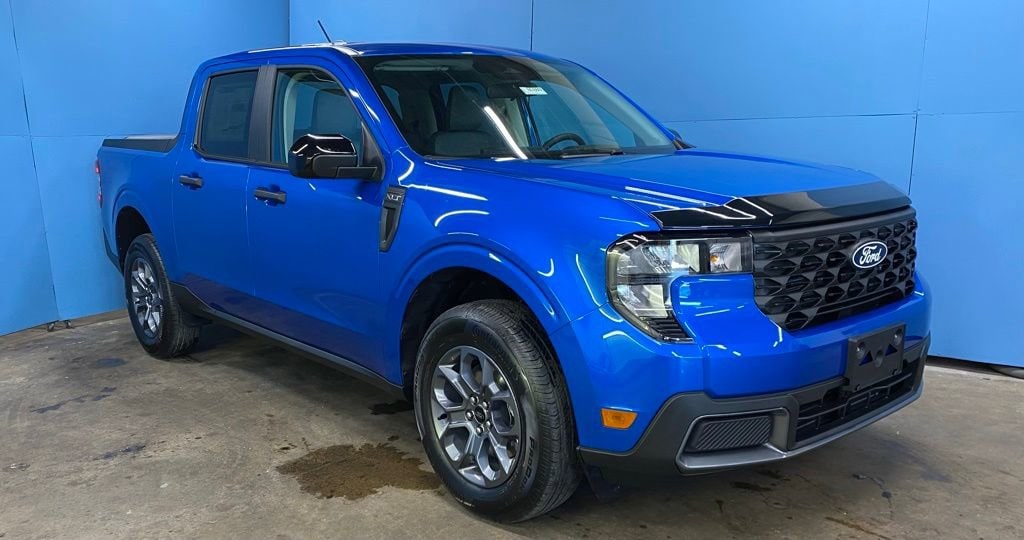 New 2025 Ford Maverick XLT XLT AWD SuperCrew